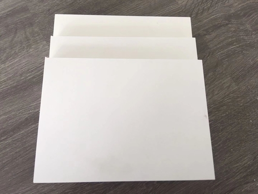 Λευκός σαν το χιόνι πίνακας σημαδιών αφρού PVC 0.45g/Cm3 25mm για την εκτύπωση